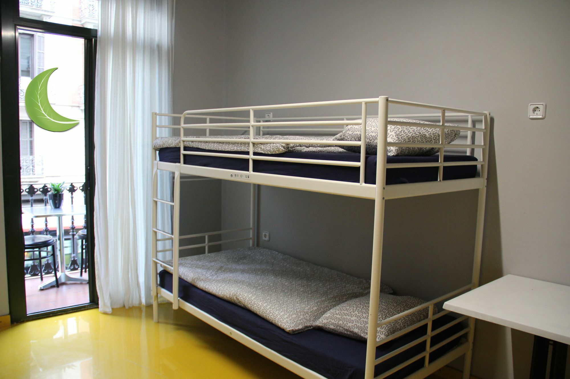 Sleep Green - Certified Eco Youth Hostel Barcelona Eksteriør billede